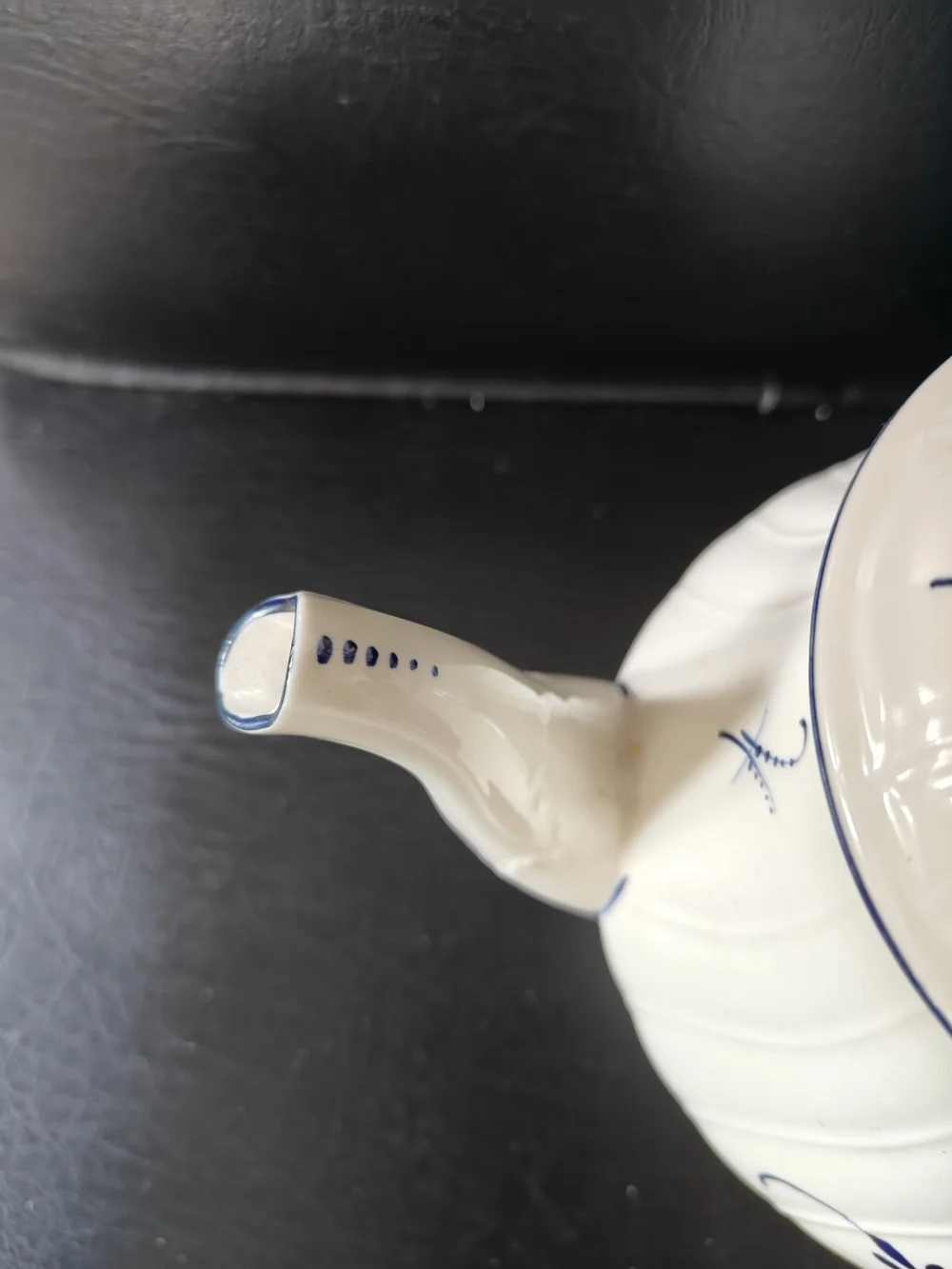 Villeroy And Boch Vieux Luxembourg Porcelain Teapot